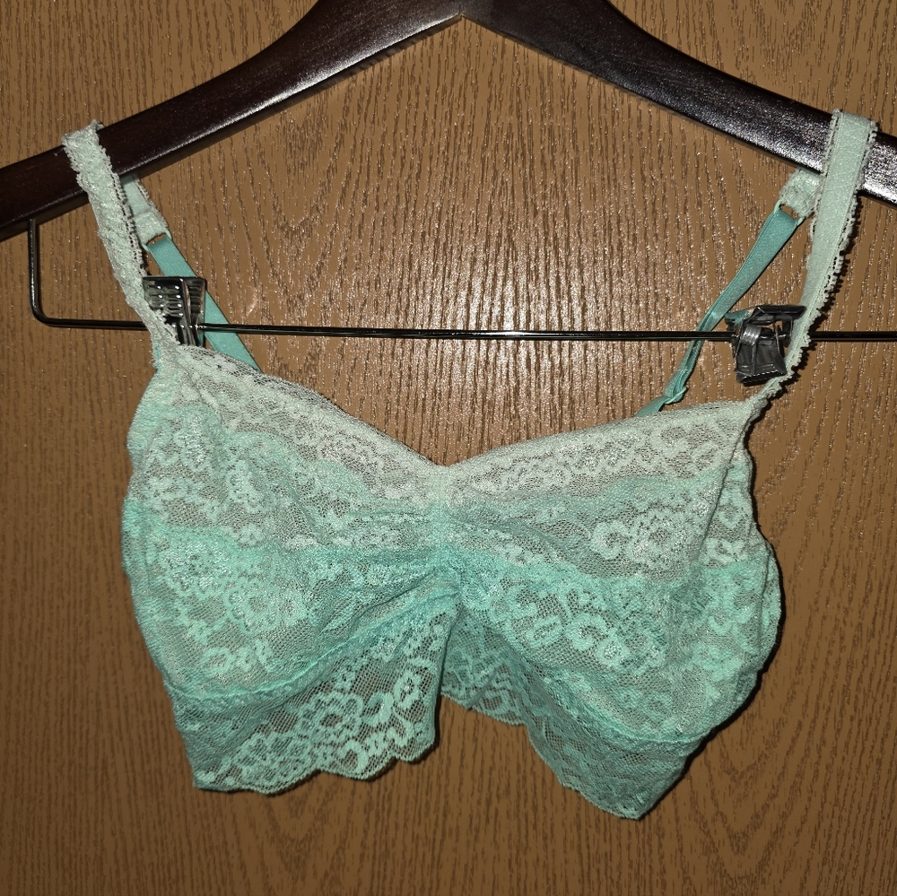 PINK Victoria's Secret Lace Bralette in Mint Green